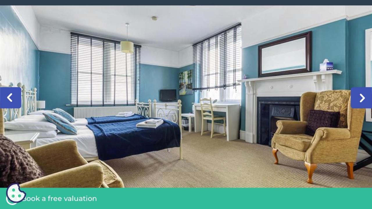 מלון לנדרינדוד וולס Portland House מראה חיצוני תמונה